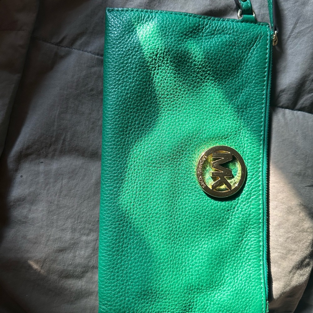Michael Kors Green Pebbled Wristlet with Gold Hardware